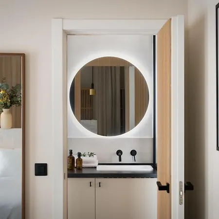 Διαμέρισμα Magno Robles With Jacuzzi And Private Parking Σεβίλλη