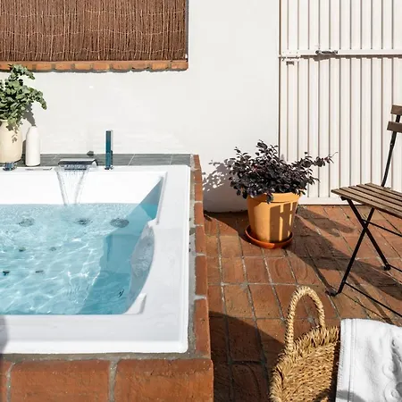 Magno Robles With Jacuzzi And Private Parking Διαμέρισμα